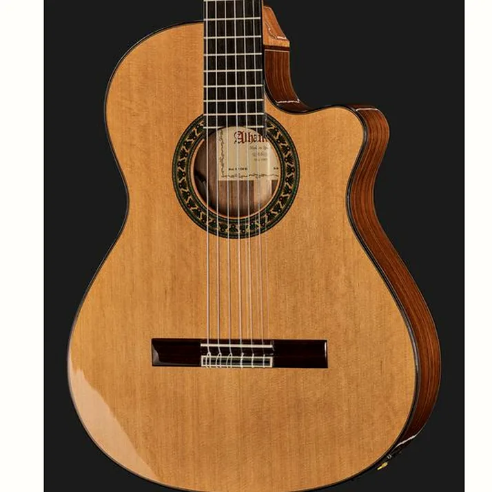 Alhambra 5 P CW E8 w/Gig Bag