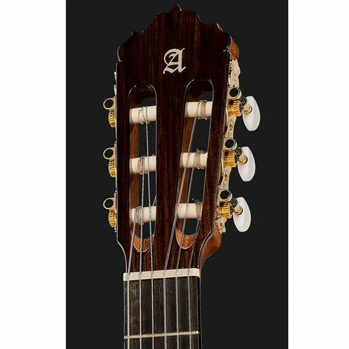 Alhambra 5 P CW E8 w/Gig Bag