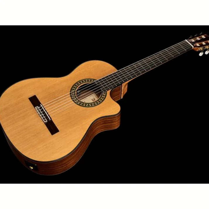 Alhambra 5 P CW E8 w/Gig Bag