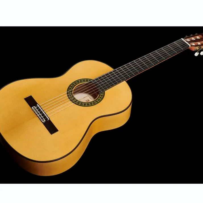 Alhambra 5F Flamenco incl. Gigbag