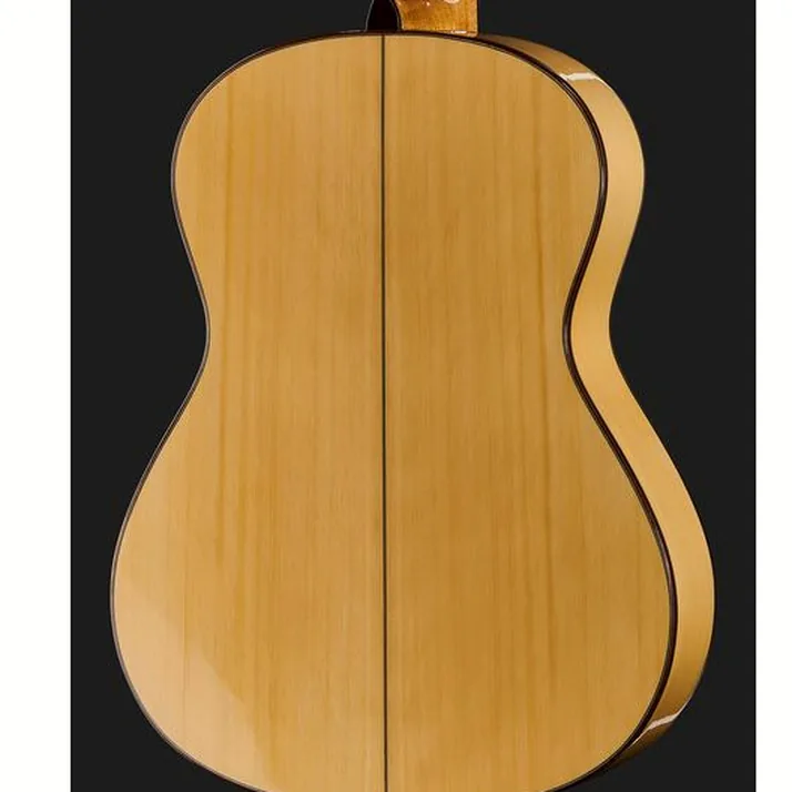 Alhambra 7FC Flamenco incl.Gig Bag