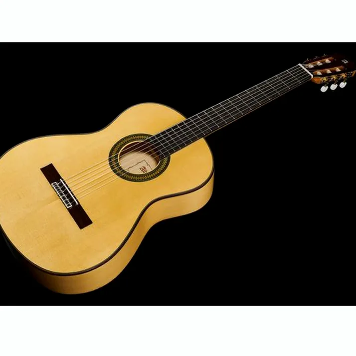 Alhambra 7FC Flamenco incl.Gig Bag
