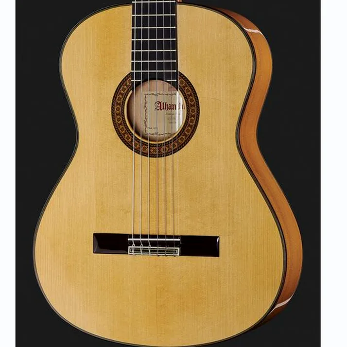 Alhambra 8 Fc Flamenco incl. Case