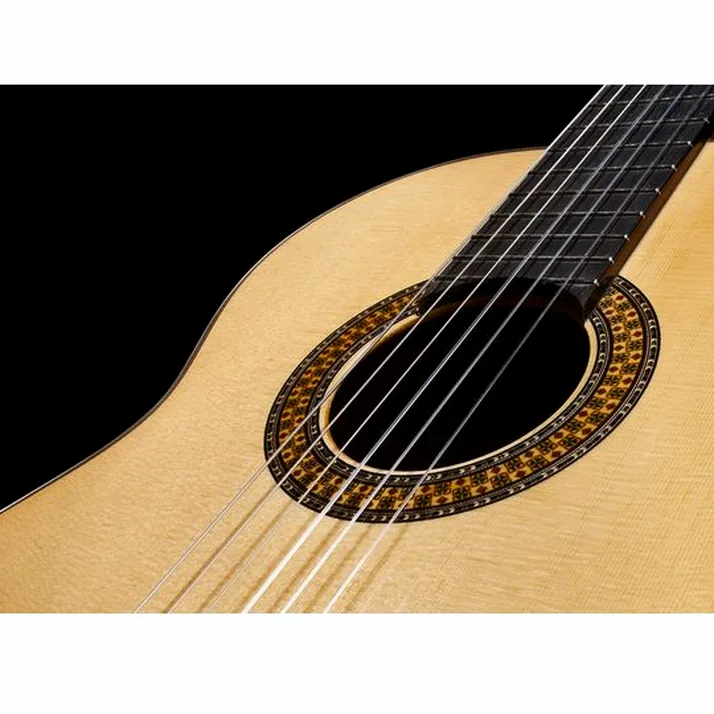 Alhambra 9PA w/Case