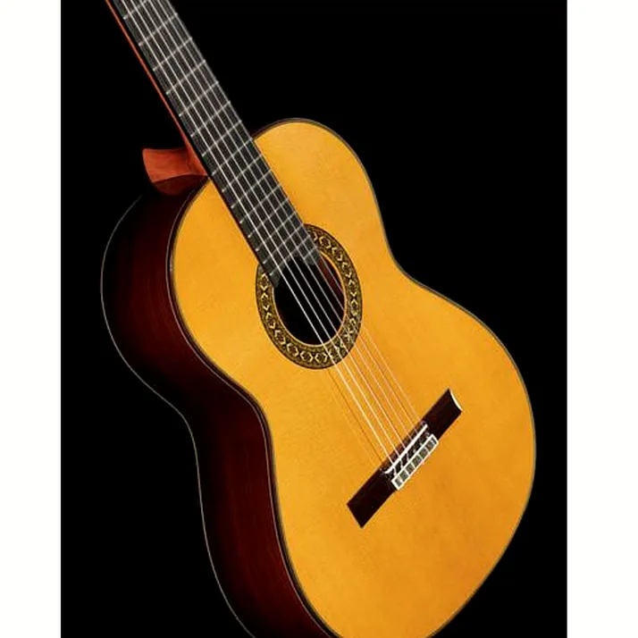 Alhambra Luthier India Montecabrer