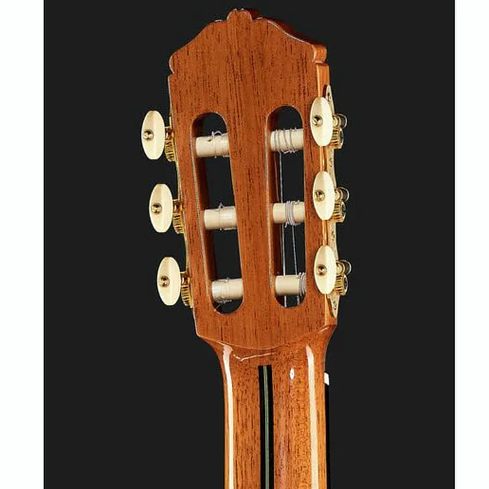 Amalio Burguet 1DV Spruce w/ Case