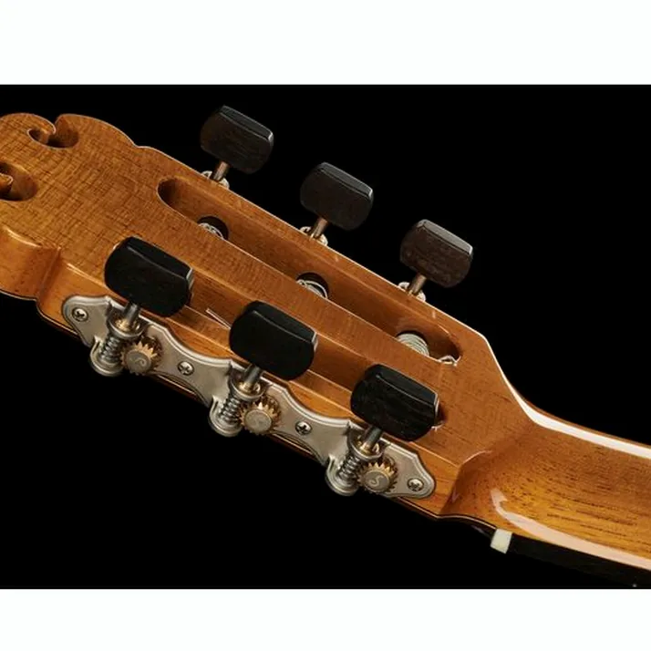 Amalio Burguet Aniversario Spruce w/ Case