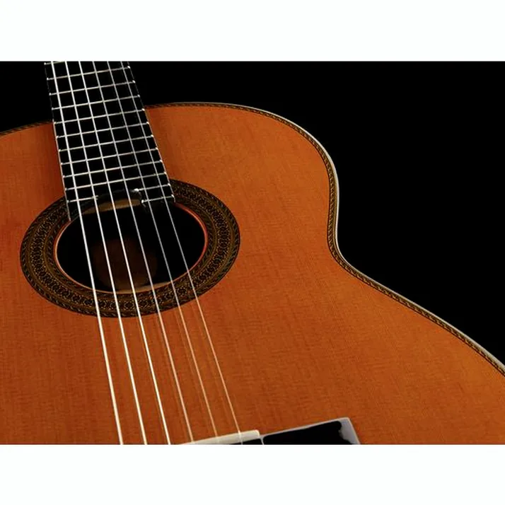Juan Hernandez Romance Cedar
