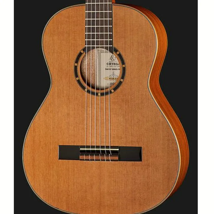 Ortega R122L-3/4