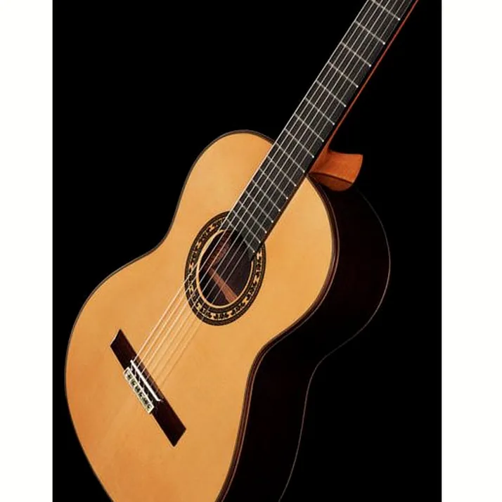 Ramirez Estudio 3 Spruce