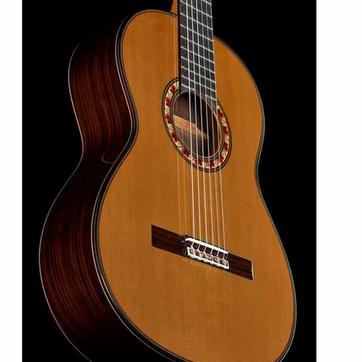Ramirez Guitarra del Tiempo Cedar