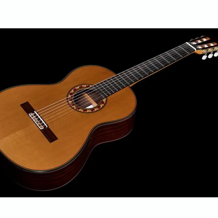 Ramirez Guitarra del Tiempo Cedar