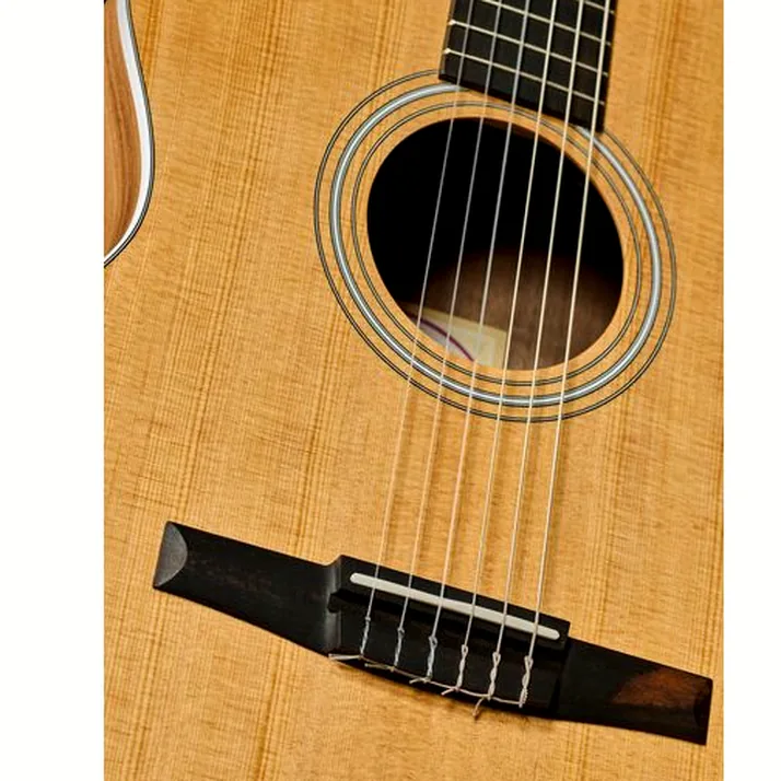 Taylor 214ce-N LH Spruce/Walnut