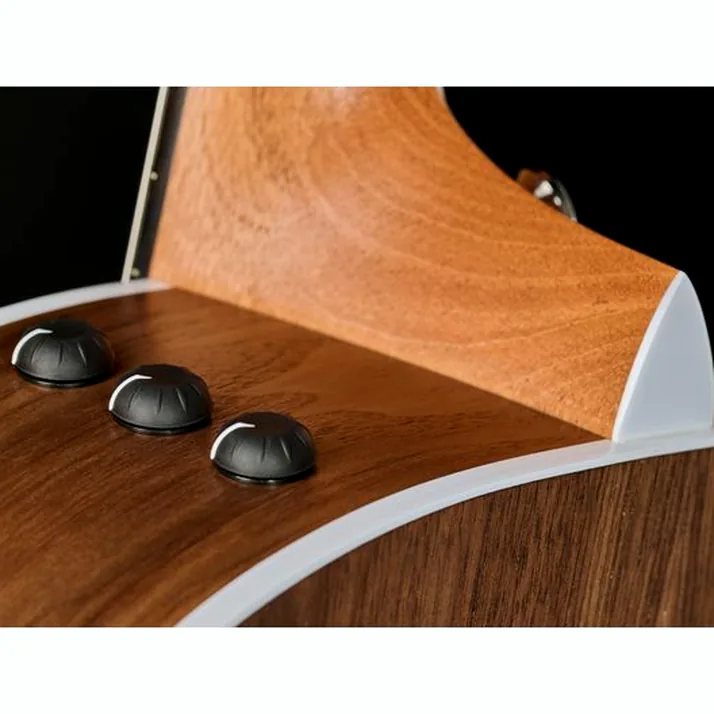 Taylor 214ce-N LH Spruce/Walnut