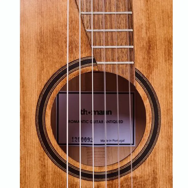 Thomann Romantic Guitar Antiqued