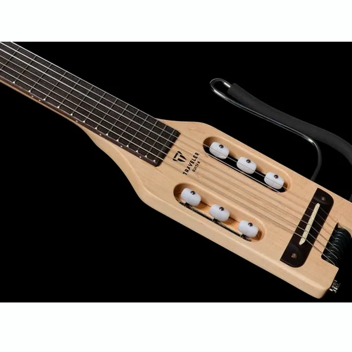 Traveler Guitar Ultra Light Nylon Natural