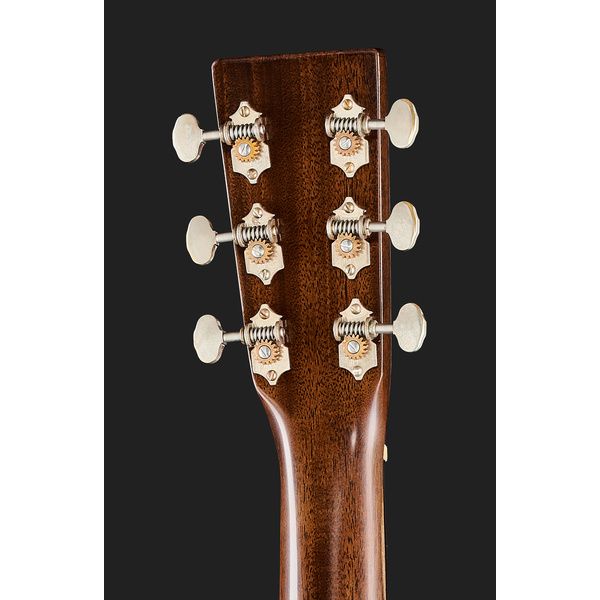 Martin Guitar D-18 Authentic 1937 Aged