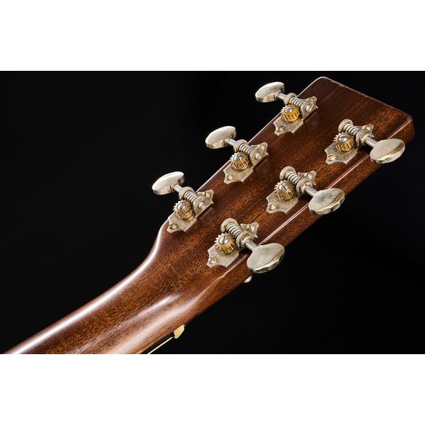 Martin Guitar D-18 Authentic 1937 Aged