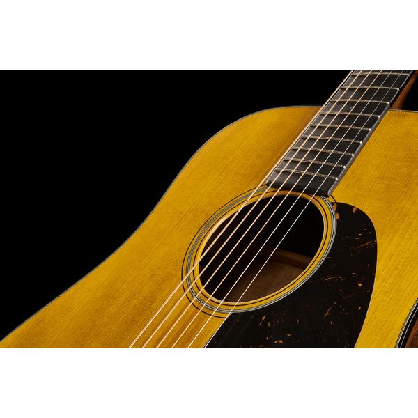 Martin Guitar D-18 Authentic 1937 Aged