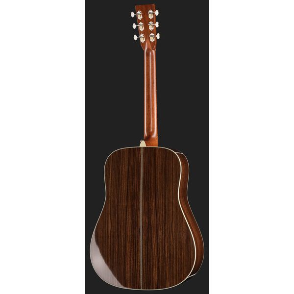 Martin Guitar HD28E