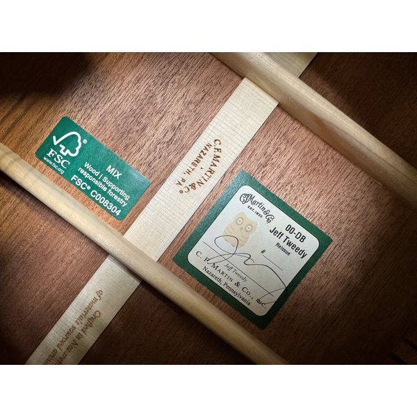 Martin Guitar 00 DB Jeff Tweedy