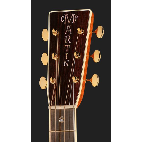 Martin Guitar 00042