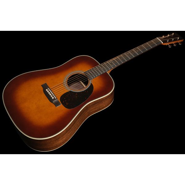 Martin Guitar HD28 Ambertone