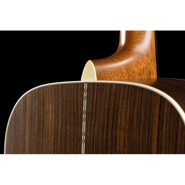 Martin Guitar D28 Satin LH