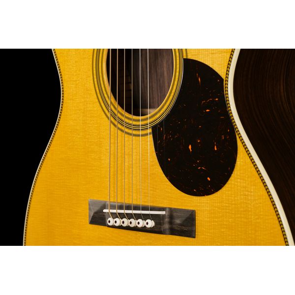 Martin Guitar 000-28 Shawn Mendes