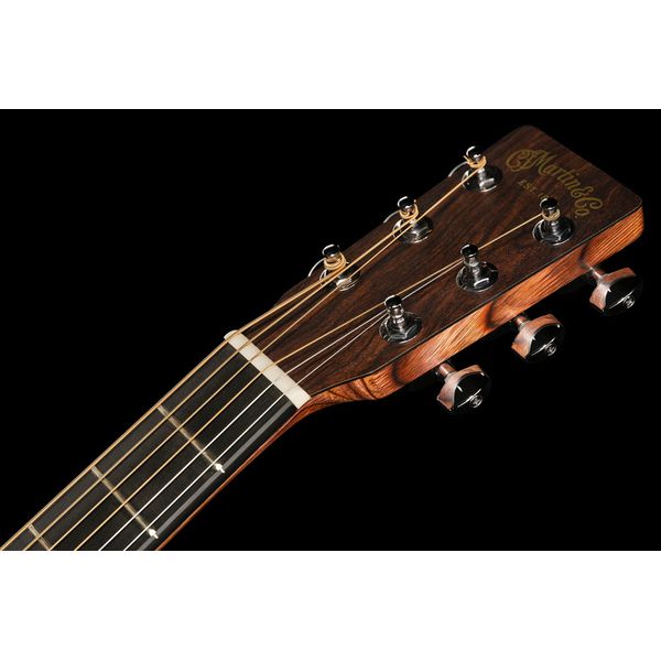 Martin Guitar LX1E