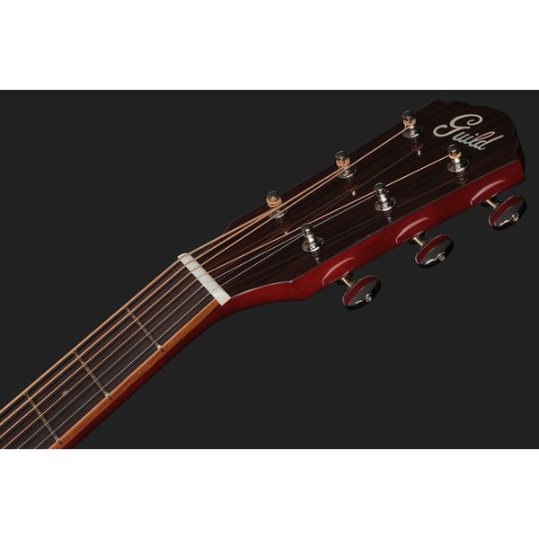 Guild DS-240 Wine Red
