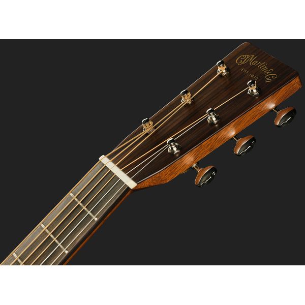 Martin Guitar D-28 Satin