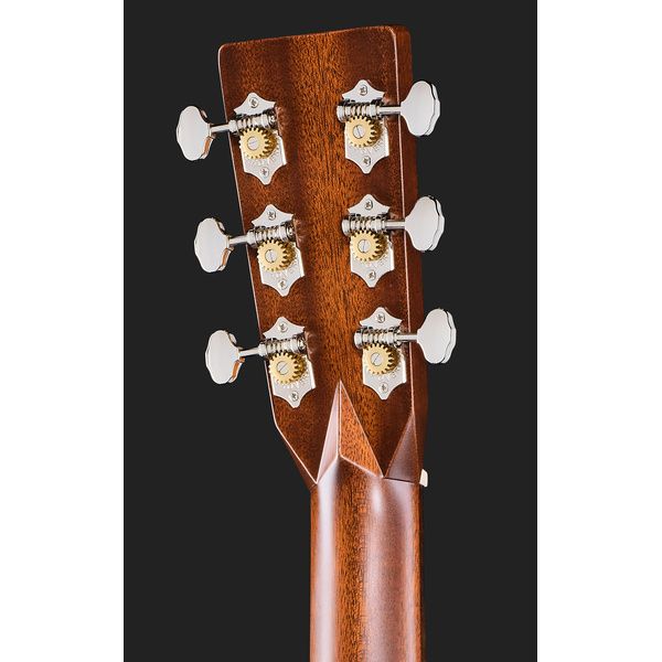 Martin Guitar D-28 Satin